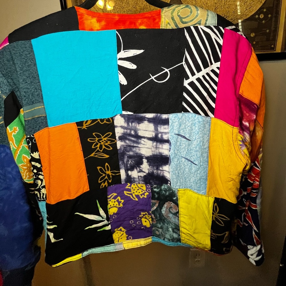 Vintage Lisa Bali Collection Cropped Patch Pattern Jacket